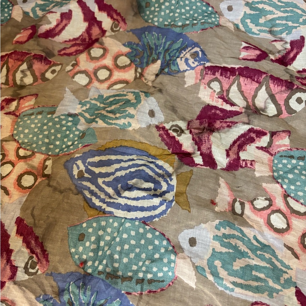 Colorful Fish Patterned square scarf - Picture 3 of 3